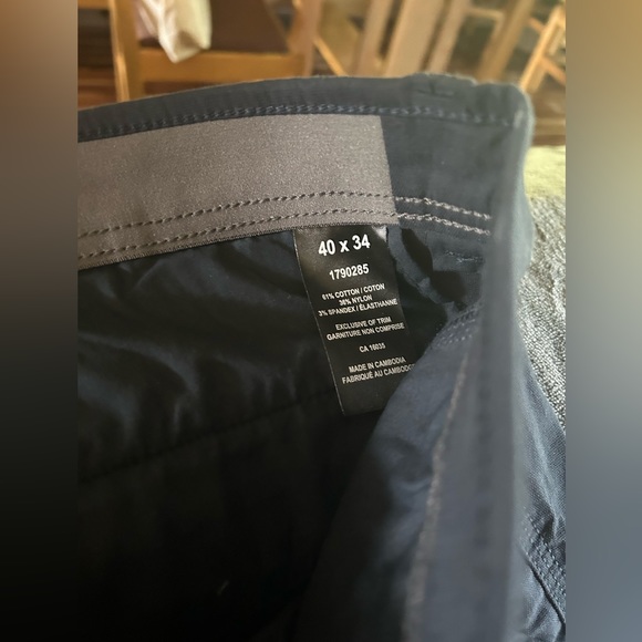 NWT. BC Clothing Co Men’s Navy Chinos. Size 40 - Picture 5 of 10